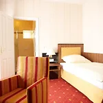 Otel Alte Landratsvilla Bender Westerburg (Rhineland-Palatinate)