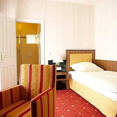 Ξενοδοχείο Alte Landratsvilla Bender 3*