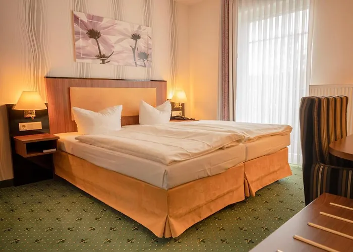 班德阿尔特兰德拉特斯别墅酒店 3* 韦斯特尔堡