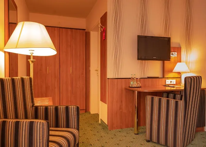 Alte Landratsvilla Bender 호텔 3*